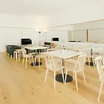 Duas Portas Townhouse Отель типа 