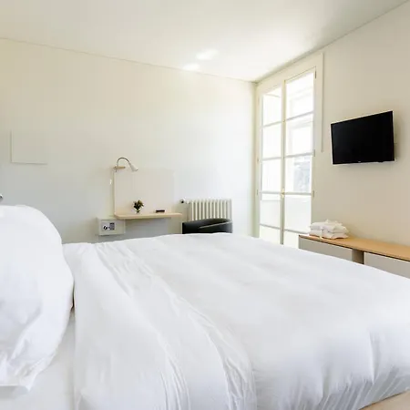 Duas Portas Townhouse 4*