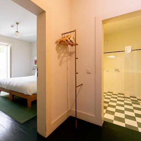 Duas Portas Townhouse Frühstückspension 4*