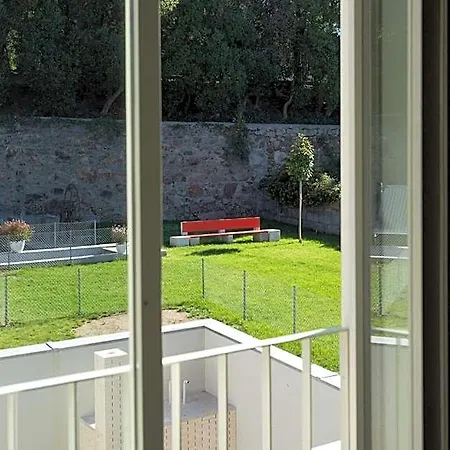 Duas Portas Townhouse Bed and breakfast