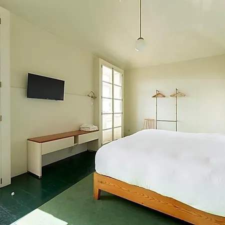 Duas Portas Townhouse Bed and breakfast Oporto