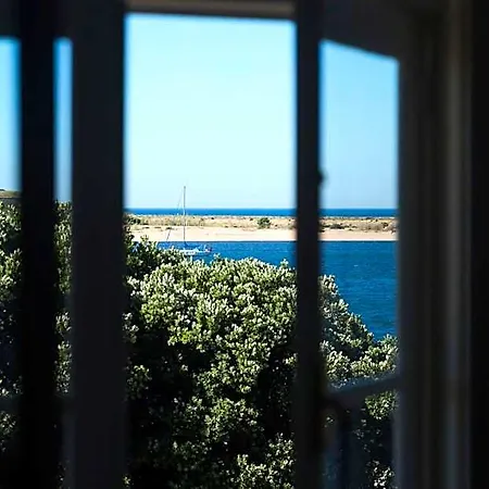 Duas Portas Townhouse Bed and breakfast 4*