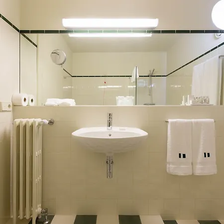 فندق مبيت وإفطار Duas Portas Townhouse بورتو