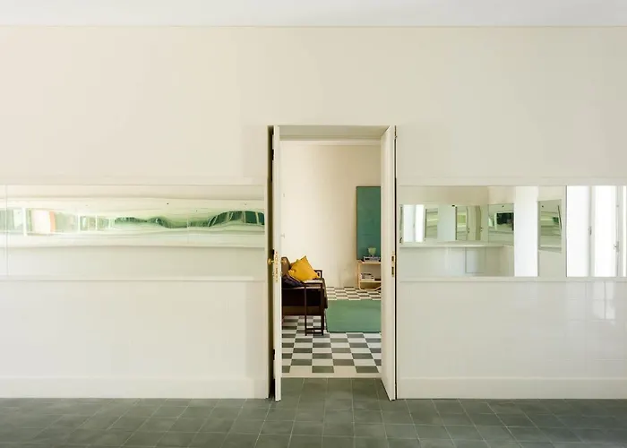 Duas Portas Townhouse Bed and breakfast Oporto