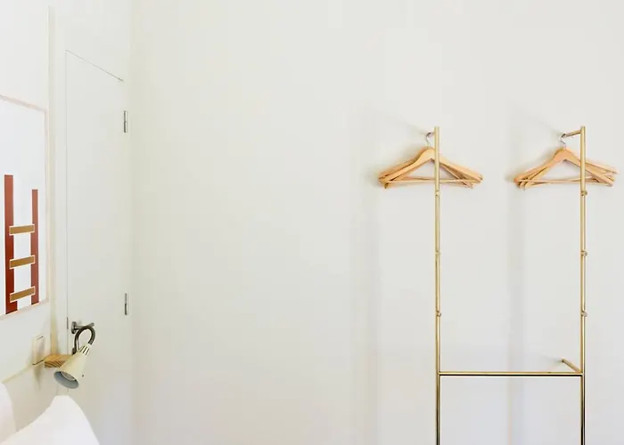 Duas Portas Townhouse 4* Porto