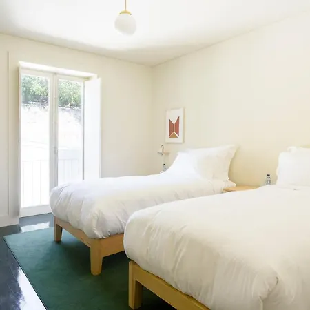 Duas Portas Townhouse