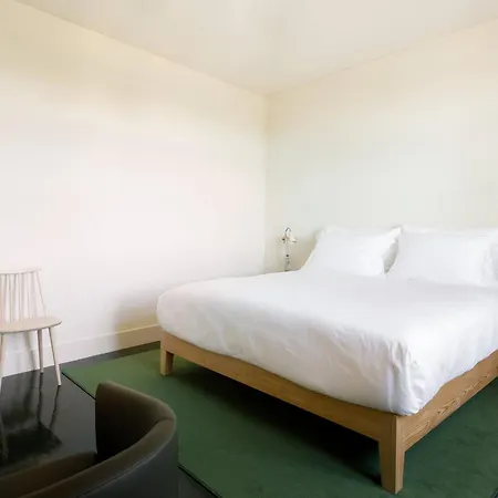 Duas Portas Townhouse 3*