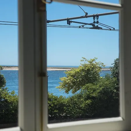 Bed & Breakfast Duas Portas Townhouse