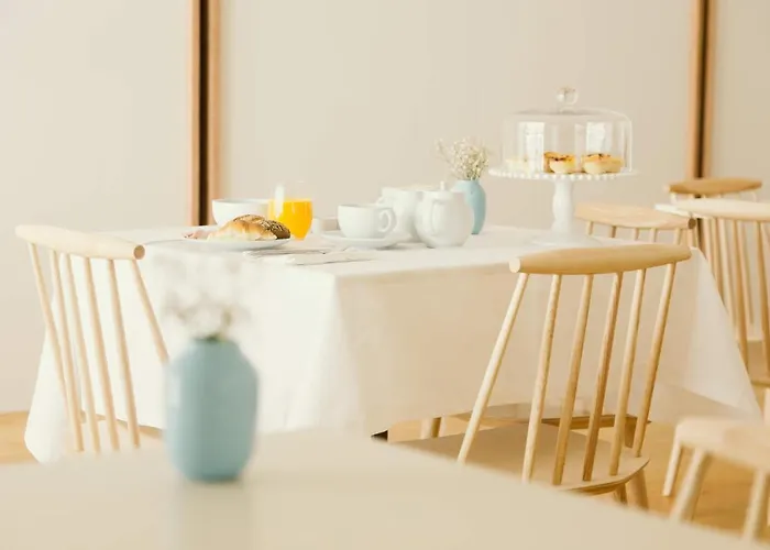 Duas Portas Townhouse 4* Porto